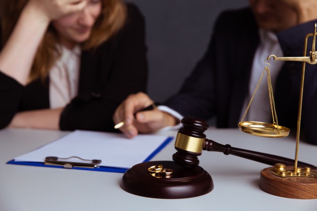 Le notaire en droit de la famille et ses fonctions