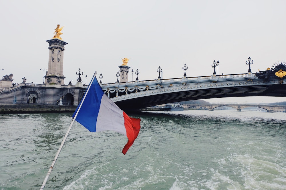 L'Acquisition de la Nationalité Française : un Parcours Législatif Complet