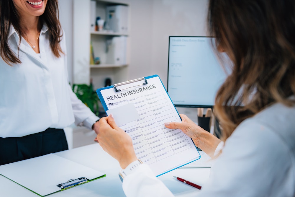 Comment résoudre un litige avec sa mutuelle santé : les démarches à suivre