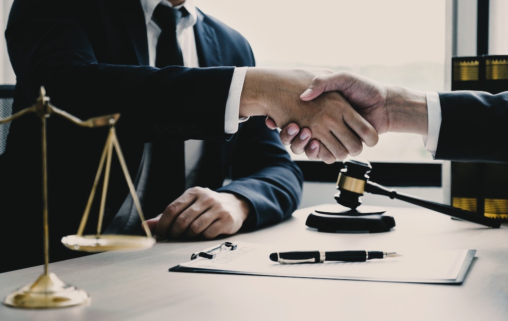 Aspects juridiques de la reprise d'entreprise : les clés pour réussir