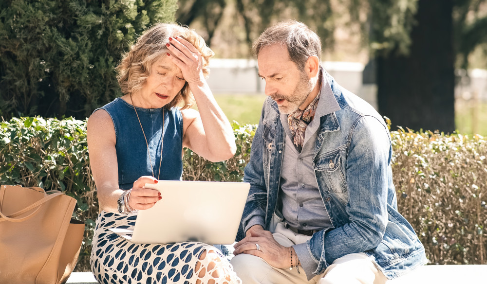 Abus de faiblesse et succession : Comment faire face à cette situation complexe ?