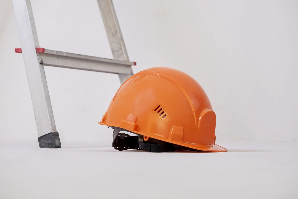 Le défaut d'assurance décennale : enjeux et conséquences pour les professionnels du bâtiment